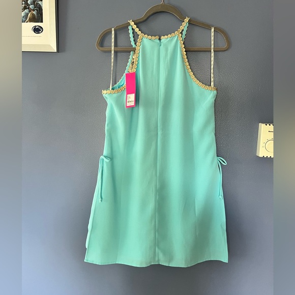 Lilly Pulitzer Pearl Romper in “Bali Blue”. Size 6 - Picture 3 of 8